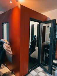 The voice booth of Damien Hartmann's home studio